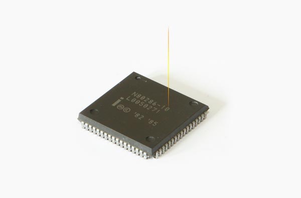 芯片激光打標機的特點、材料以及優點(圖1)